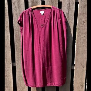 Maroon short sleeve dress